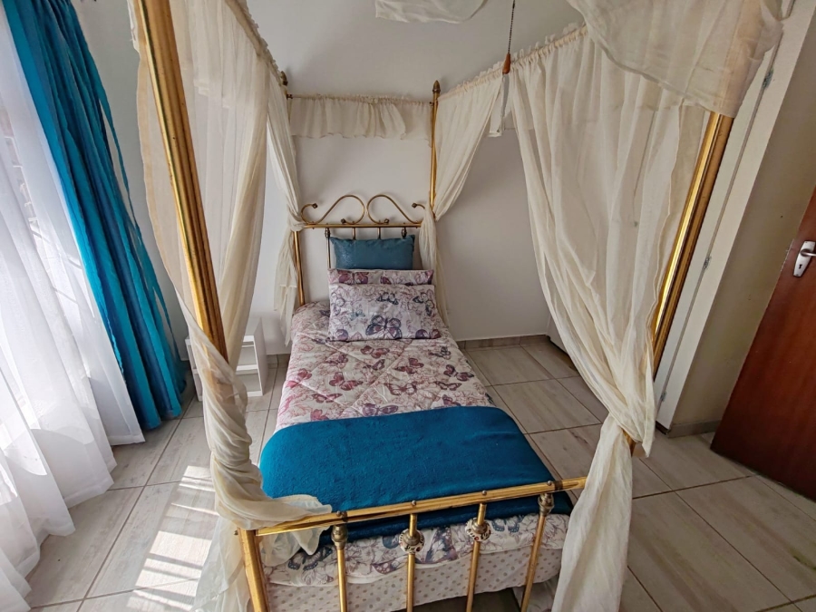 5 Bedroom Property for Sale in Miederpark North West